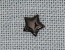 MH12221 - Small Flat Star Black