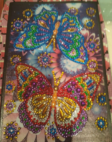 Stich y mariposa, pintura de diamante terminada